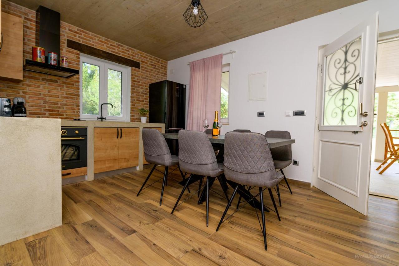 Stone House Magali Villa Sveti Jakov Buitenkant foto